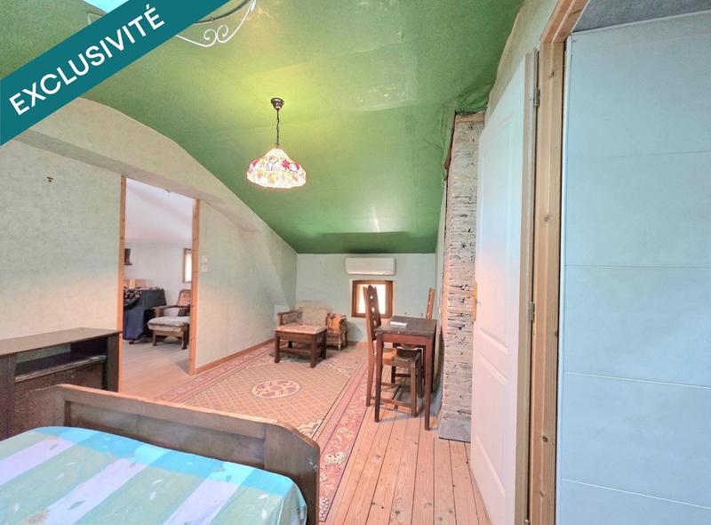 Maison - 296 m² - 5 pièces