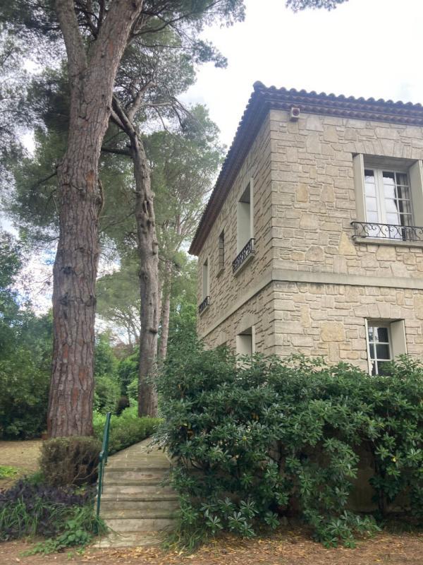 Propriété - 260 m² - 9 pièces