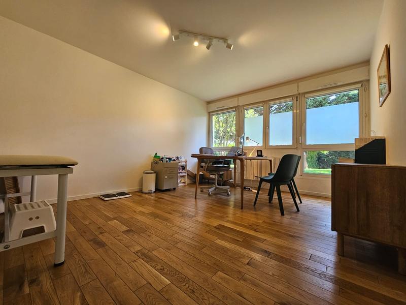 Local d'activités - 15 m²