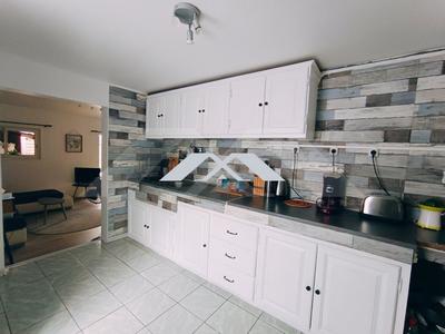 Villa - 286 m² - 9 pièces