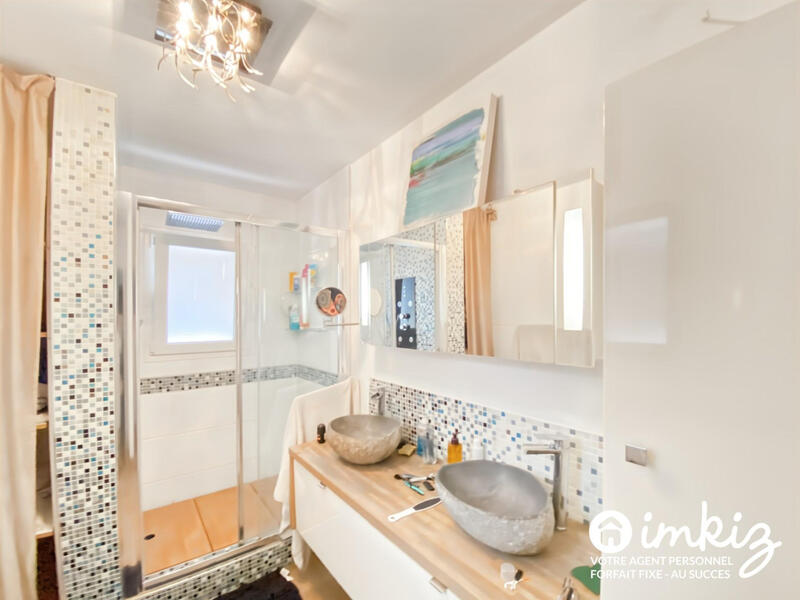 Maison - 142 m² - 7 pièces