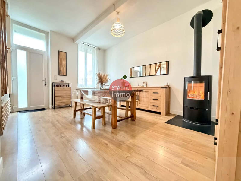 Maison - 89 m² - 5 pièces