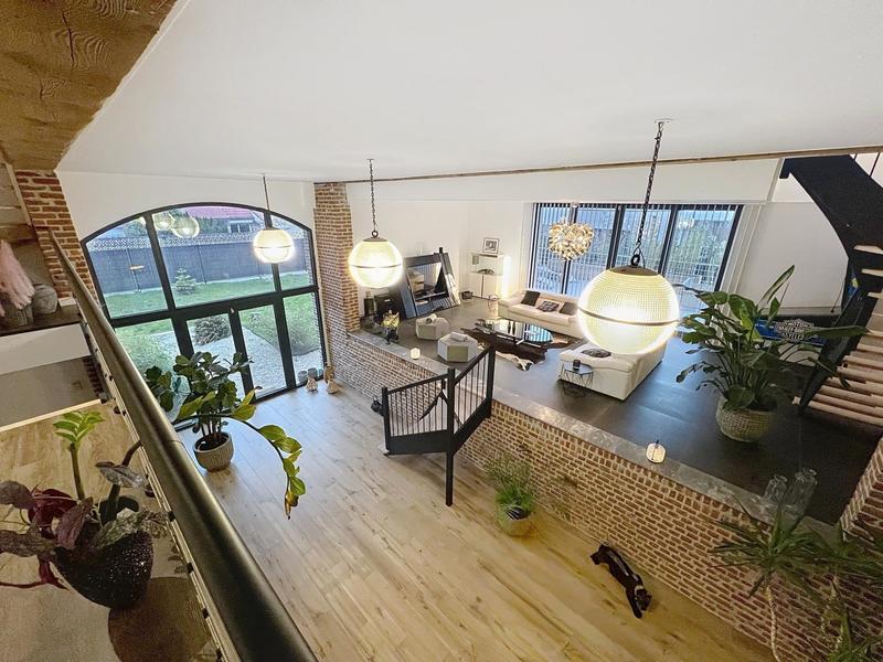 Villa - 423 m² - 7 pièces