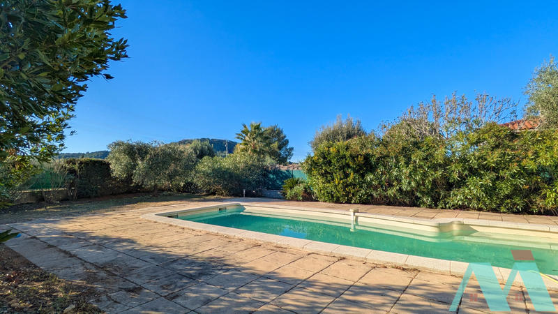 Maison - 162 m² - 6 pièces