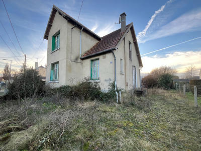 Maison - 80 m² - 5 pièces