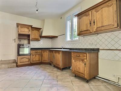 Immeuble - 210 m² - 9 pièces