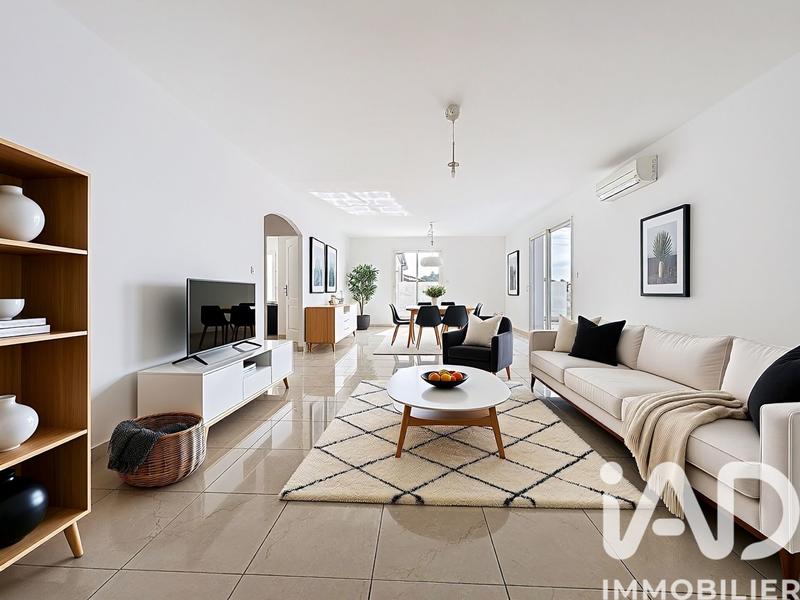 Maison - 118 m² - 4 pièces