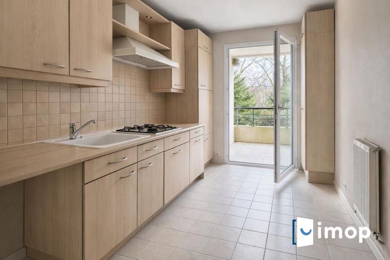 Appartement - 77 m² - 4 pièces