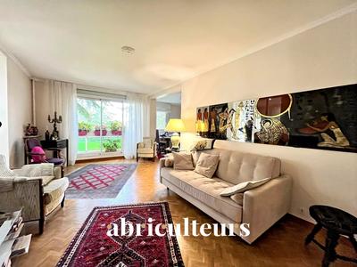 Appartement - 79 m² - 4 pièces