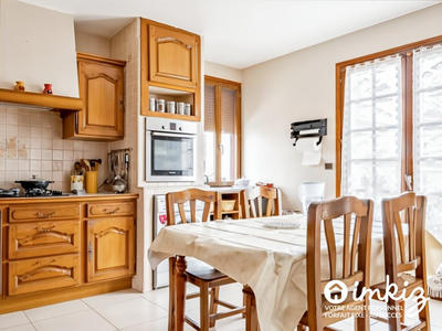 Maison - 161 m² - 6 pièces
