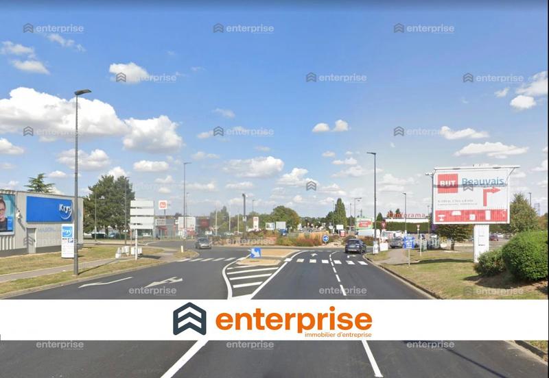 Local commercial - 330 m²