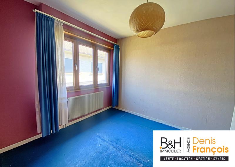 Maison - 245 m² - 7 pièces