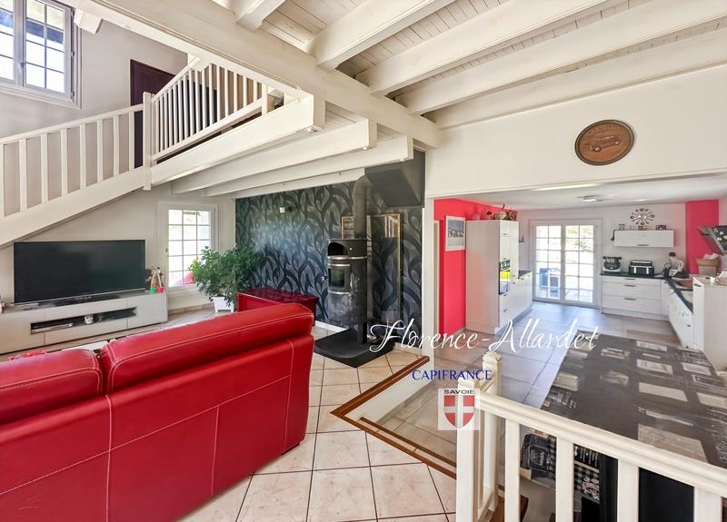 Propriété - 185 m² - 5 pièces