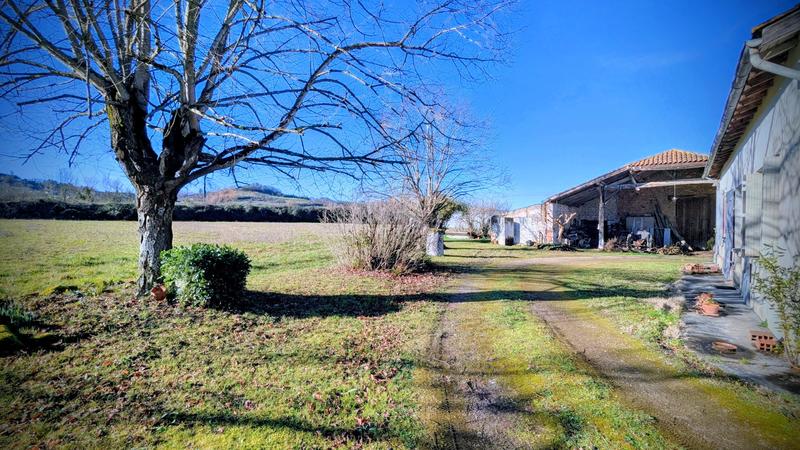 Corps de ferme - 100 m² - 5 pièces