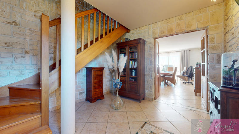 Maison - 165 m² - 7 pièces