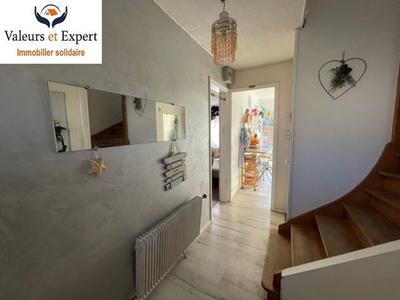 Maison traditionnelle - 95 m² - 5 pièces