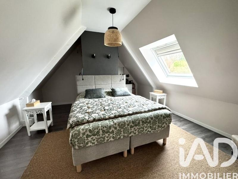 Maison - 222 m² - 7 pièces