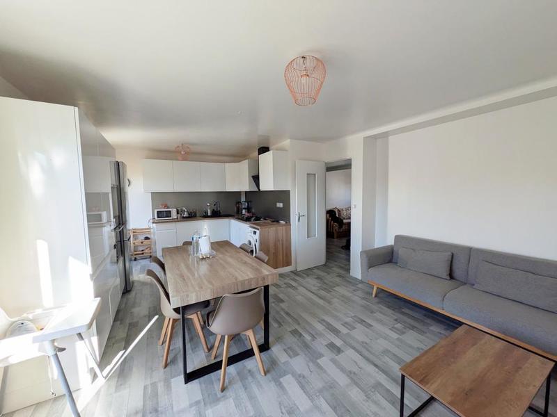 Appartement - 83 m² - 4 pièces