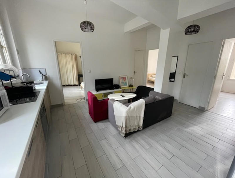 Bureau - 70 m² - 5 pièces