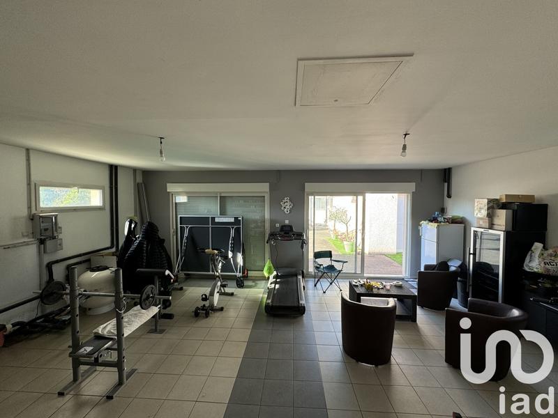 Maison - 205 m² - 7 pièces