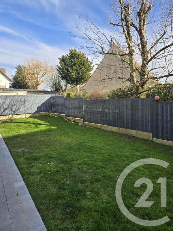 Maison - 96 m² - 5 pièces