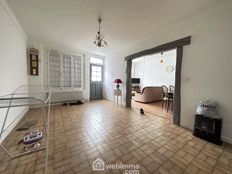 Maison - 218 m² - 13 pièces