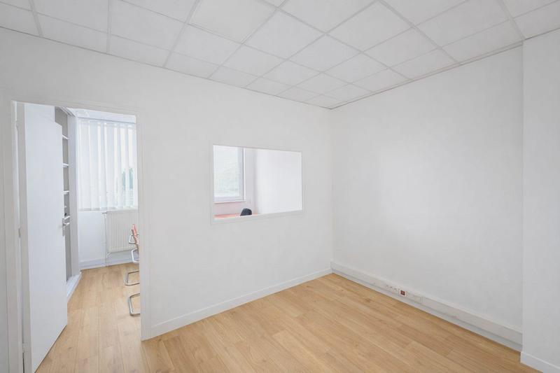 Bureau - 760 m² - 15 pièces