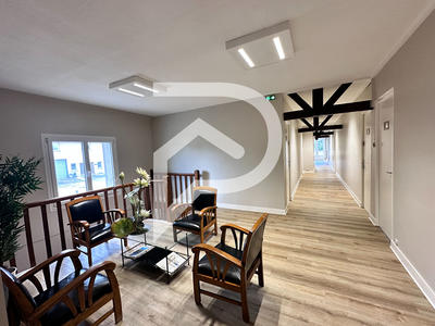 Local commercial - 14 m² - 1 pièce