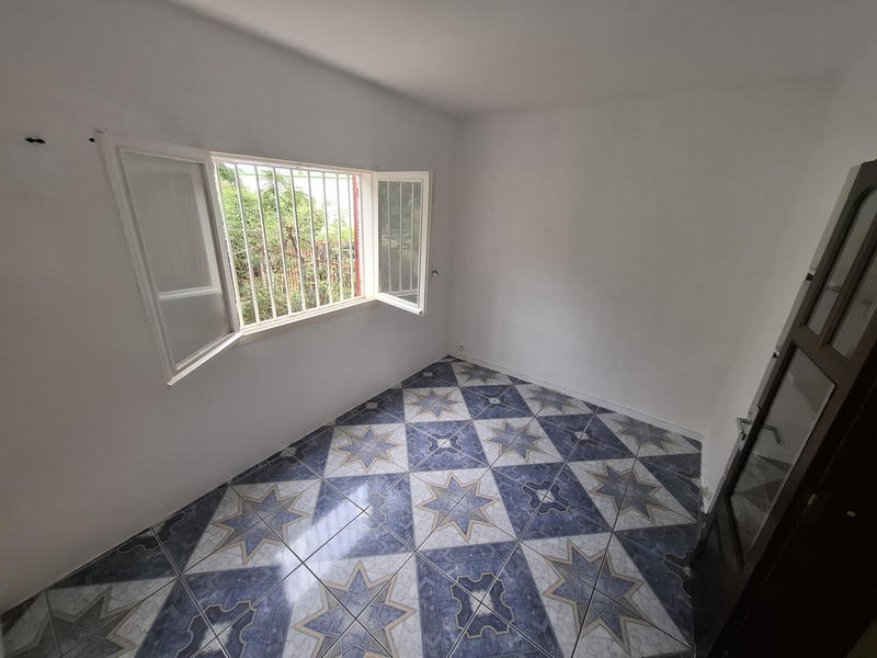 Maison - 120 m² - 9 pièces