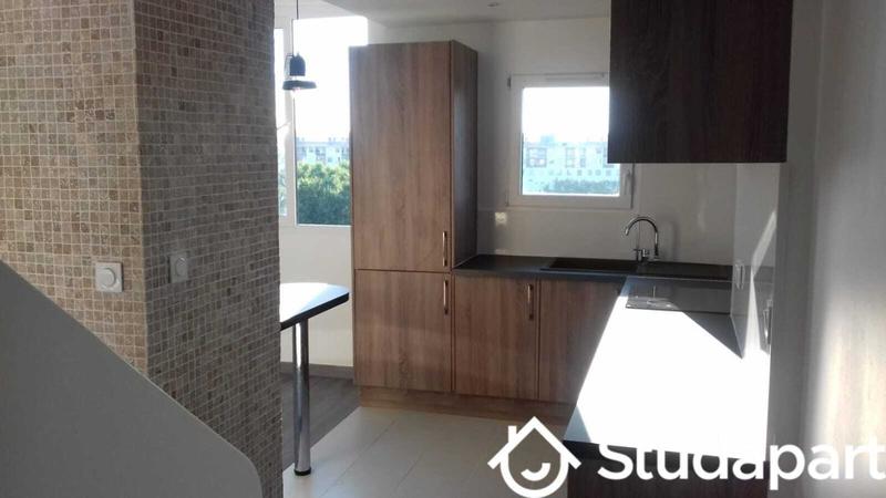 Chambre - 11 m² - 1 pièce