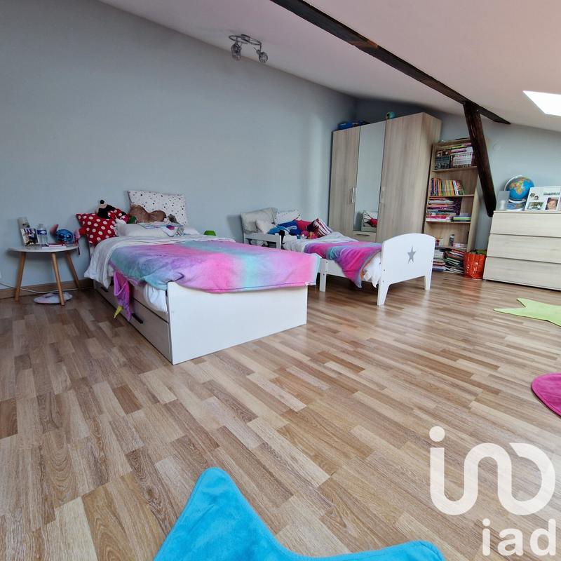 Appartement - 102 m² - 5 pièces