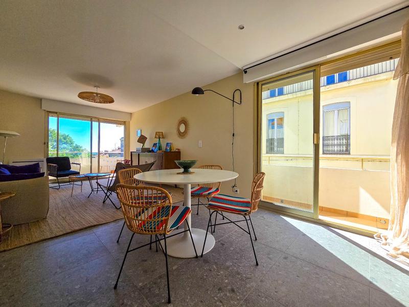 Appartement - 110 m² - 4 pièces