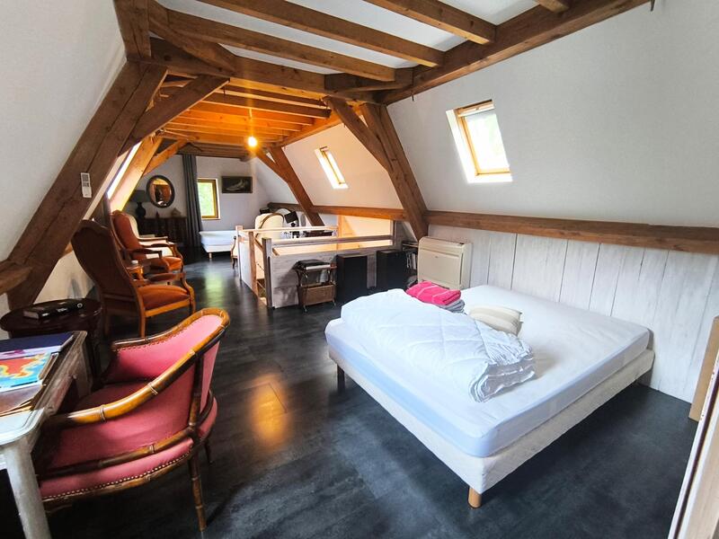 Maison - 180 m² - 7 pièces