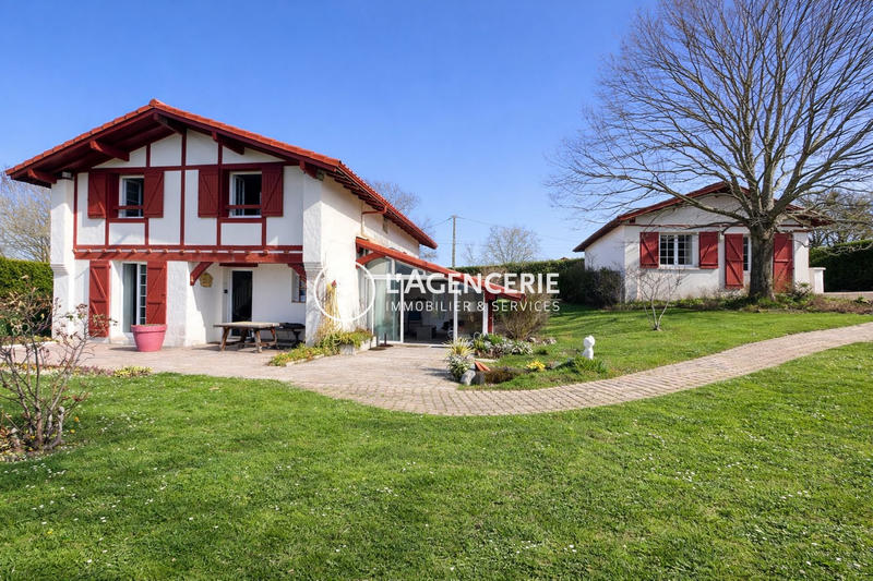 Maison - 133 m² - 5 pièces
