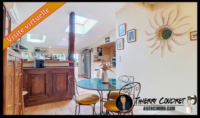 Maison ancienne - 220 m² - 9 pièces