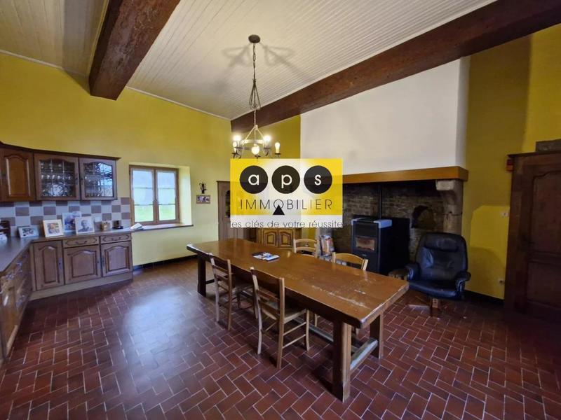 Propriété - 200 m² - 10 pièces