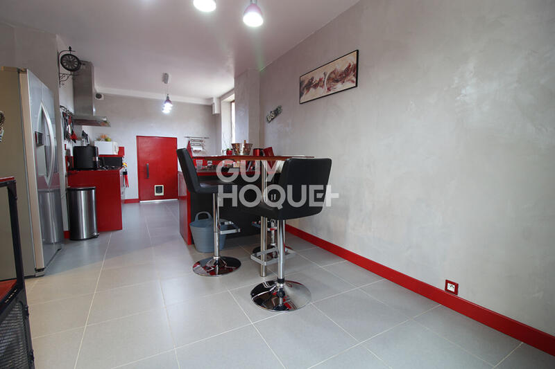 Maison - 104 m² - 5 pièces