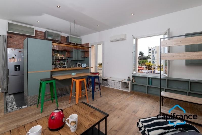 Appartement - 86 m² - 5 pièces