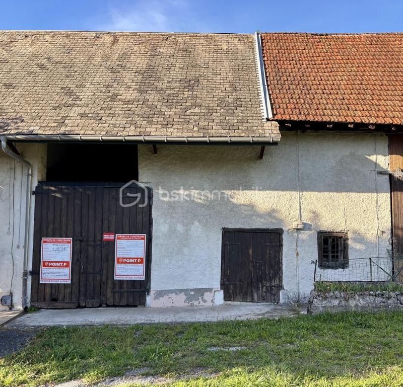 Corps de ferme - 100 m² - 3 pièces