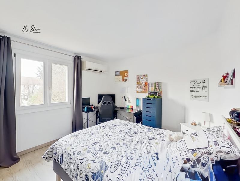 Maison - 191 m² - 8 pièces