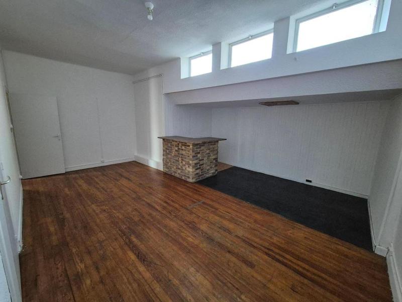 Appartement ancien - 73 m² - 3 pièces