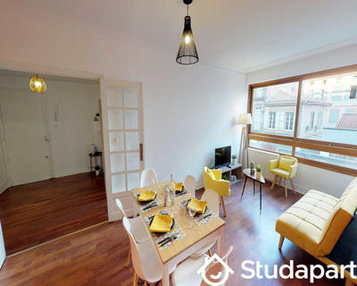 Chambre - 120 m² - 1 pièce