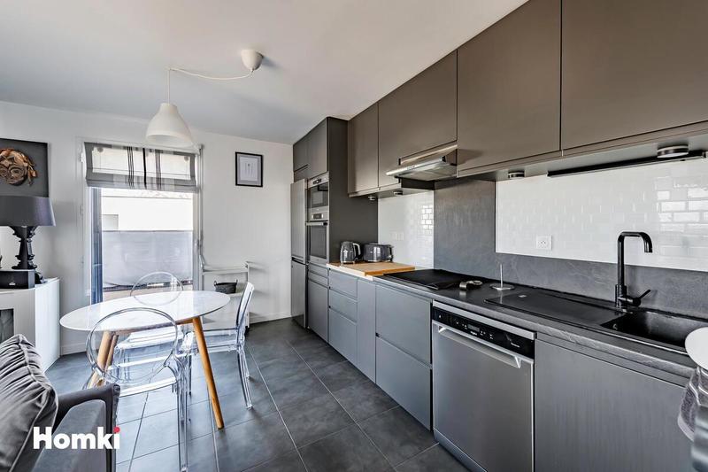 Appartement - 81 m² - 4 pièces