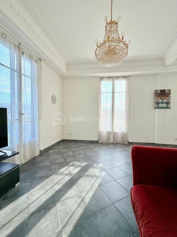 Appartement - 106 m² - 4 pièces
