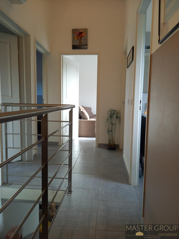 Villa - 97 m² - 6 pièces