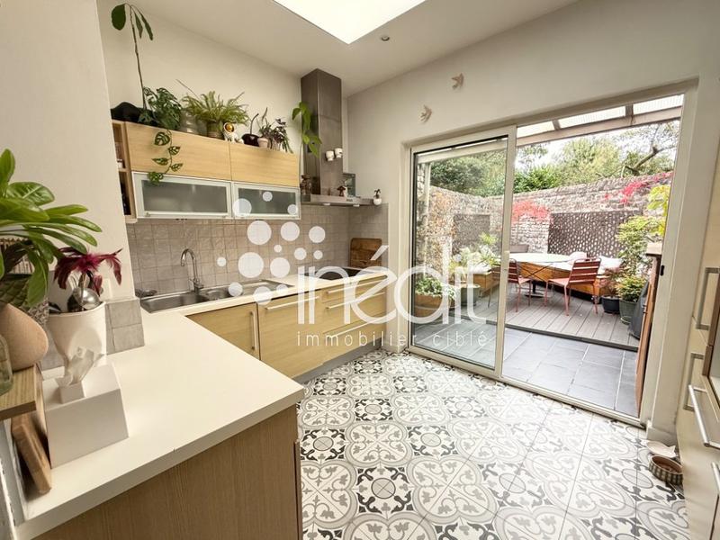 Maison - 90 m² - 4 pièces