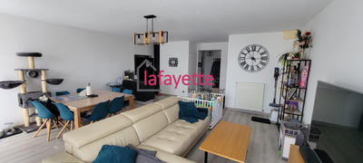 Appartement - 84 m² - 4 pièces