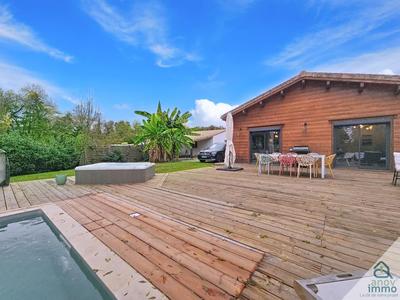 Maison - 100 m² - 4 pièces