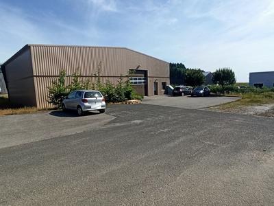 Local commercial - 318 m²