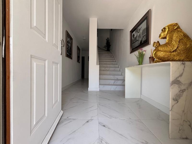 Maison de ville - 119 m² - 5 pièces